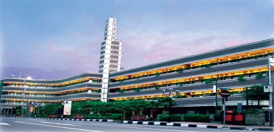 Tampak Luar, Savoy Homann Bidakara