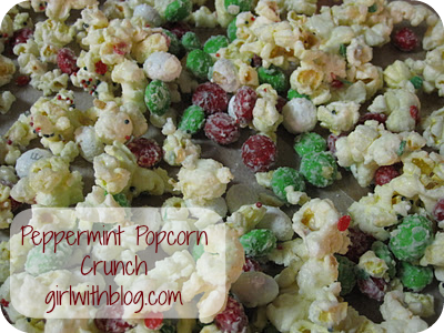 Peppermint Popcorn Crunch at GirlWithBlog.com