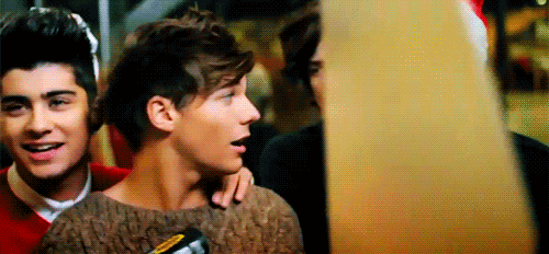 zouis! photo Zouistumblr_m4jmv0TtEa1ru00duo1_500_zpsdc0c86ff.gif