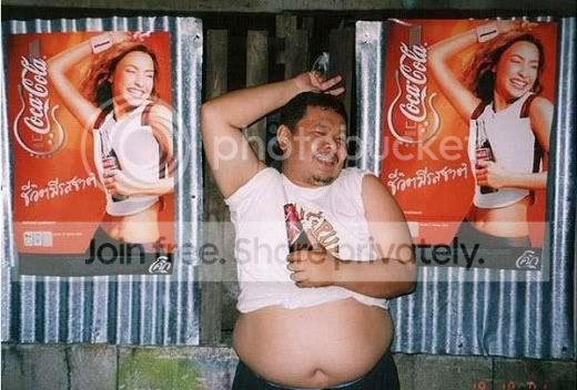 coca-cola_makes_me_so_sexy_20110409_1757504378.jpg
